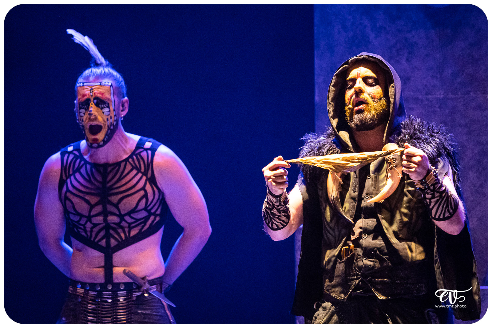 THE PRIMITALS (YLLANA & PRIMITAL BROTHERS)